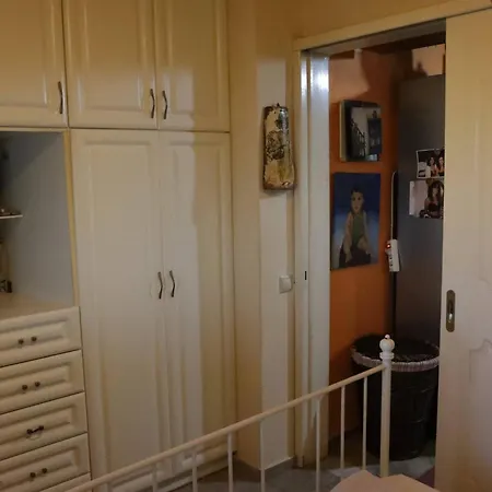 Dionysias House With A Sea View Veranda Ano Yerakarion