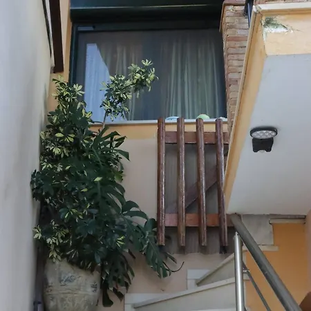 Dionysias House With A Sea View Veranda Ano Yerakarion