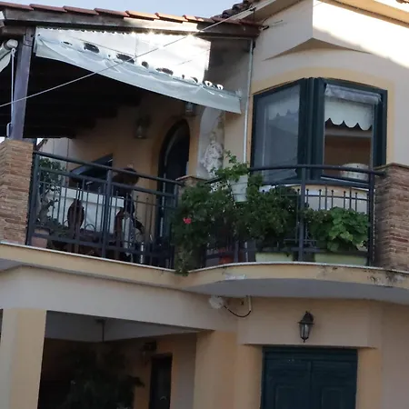 Dionysias House With A Sea View Veranda Apartment *